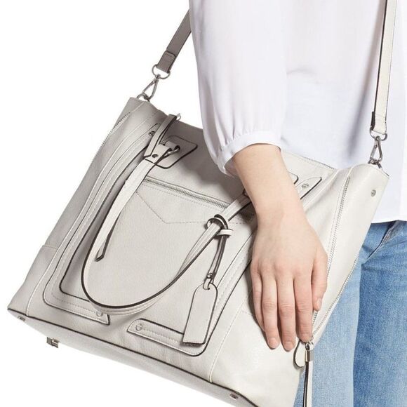 Sole Society Ledo Tote - Picture 1 of 8